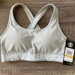 NWT UA Sports bra